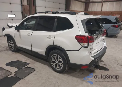 2021 Subaru Forester Premium z USA, uszkodzony, nr VIN JF2SKAJCXMH589987